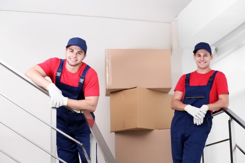 Man with van removal service in Tooting for local home moves